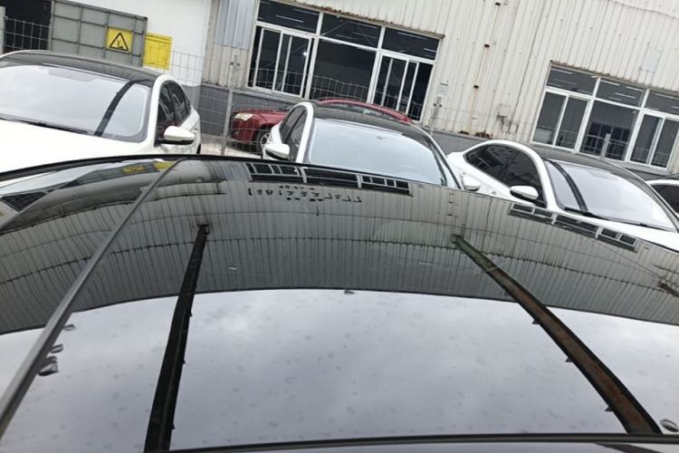 Used Mercedes-Benz EQE 2025 500 4MATIC Pioneer Edition Roof