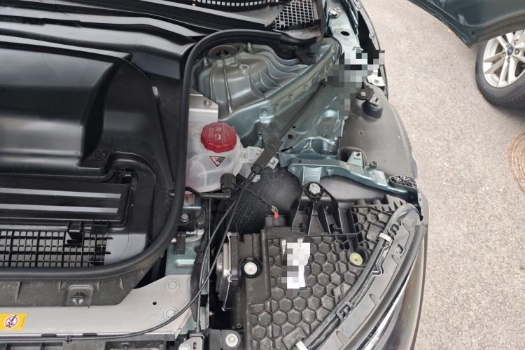 Used Mercedes-Benz EQE 2025 500 4MATIC Pioneer Edition Engine Bay Left