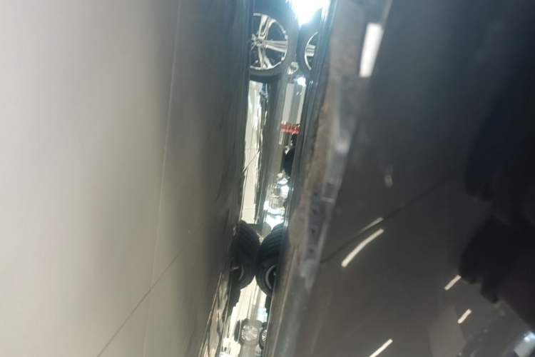 Used Mercedes-Benz EQE 2025 500 4MATIC Pioneer Edition Chassis Rear Right