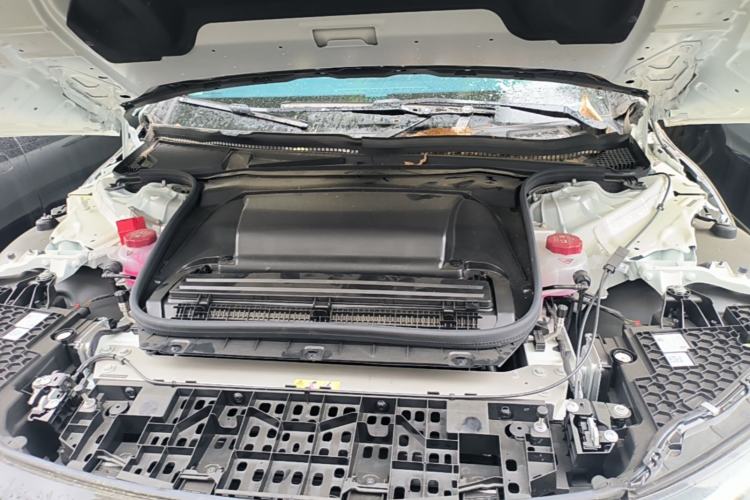 Used Mercedes-Benz EQE 2025 500 4MATIC Pioneer Edition Engine Bay