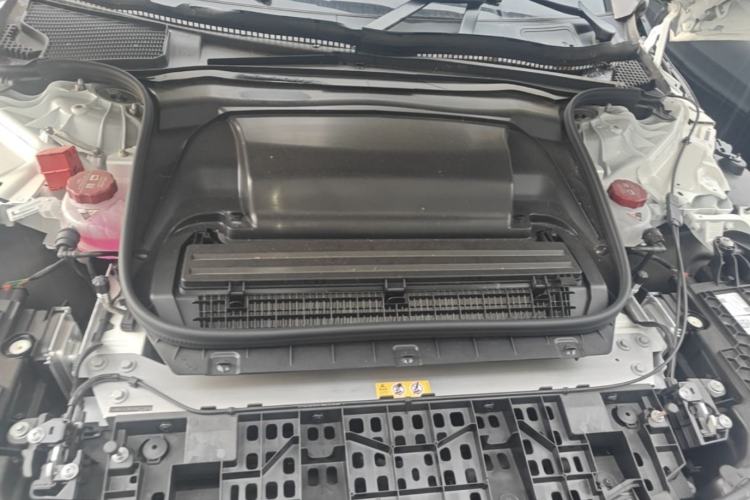 Used Mercedes-Benz EQE 2025 500 4MATIC Pioneer Edition Engine Bay
