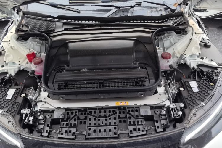 Used Mercedes-Benz EQE 2025 500 4MATIC Pioneer Edition Engine Bay