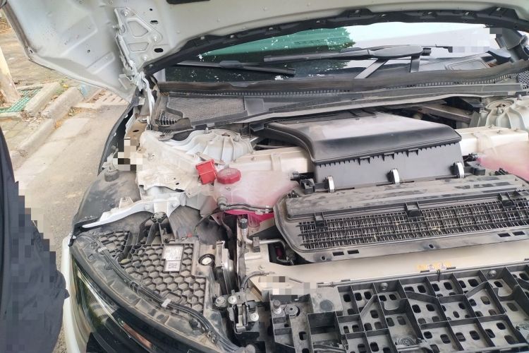 Used Mercedes-Benz EQE 2025 500 4MATIC Pioneer Edition Engine Bay Right