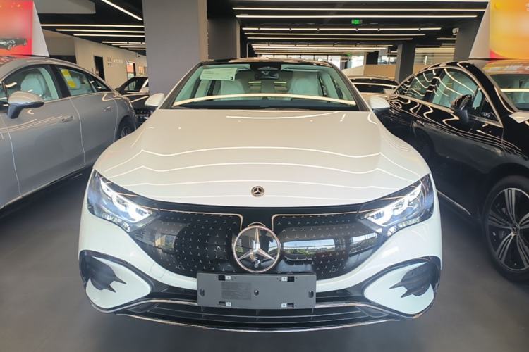 Used Mercedes-Benz EQE 2025 500 4MATIC Pioneer Edition Front