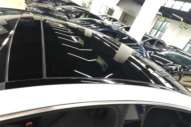 Used Mercedes-Benz EQE 2025 500 4MATIC Pioneer Edition Roof