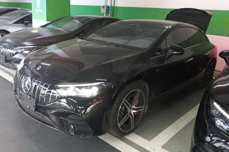 Used Mercedes-Benz EQE AMG 2023 AMG EQE 53 4MATIC+ Exterior 3