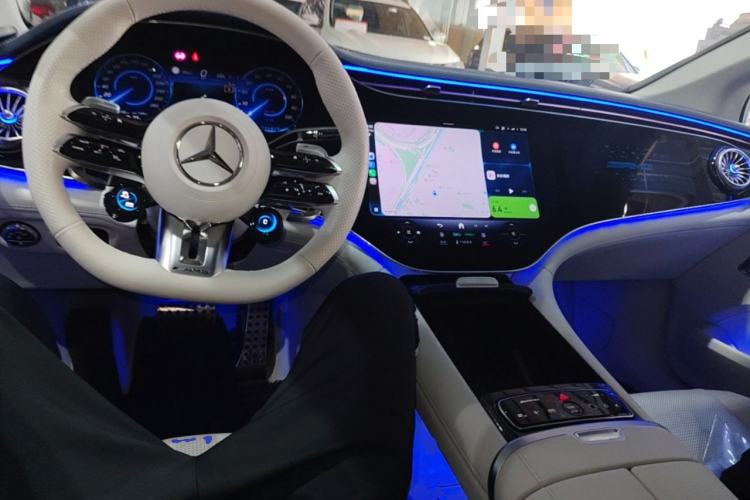 Used Mercedes-Benz EQE AMG 2023 AMG EQE 53 4MATIC+ Center Console
