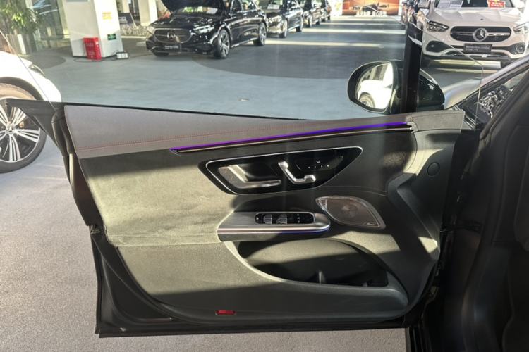 Used Mercedes-Benz EQE AMG 2023 AMG EQE 53 4MATIC+ Interior 9
