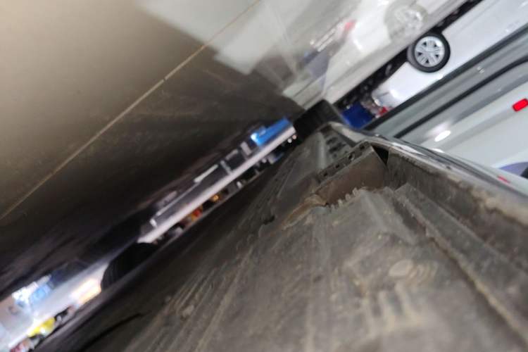 Used Mercedes-Benz EQE AMG 2023 AMG EQE 53 4MATIC+ Left Side Sill