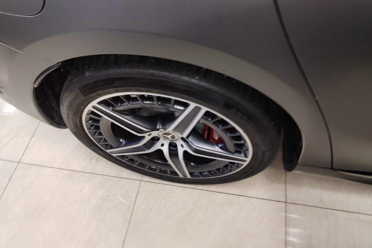 Used Mercedes-Benz EQE AMG 2023 AMG EQE 53 4MATIC+ Right Rear Wheel Hub