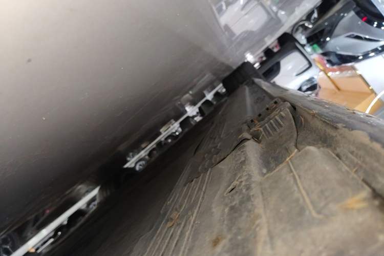 Used Mercedes-Benz EQE AMG 2023 AMG EQE 53 4MATIC+ Right Side Sill