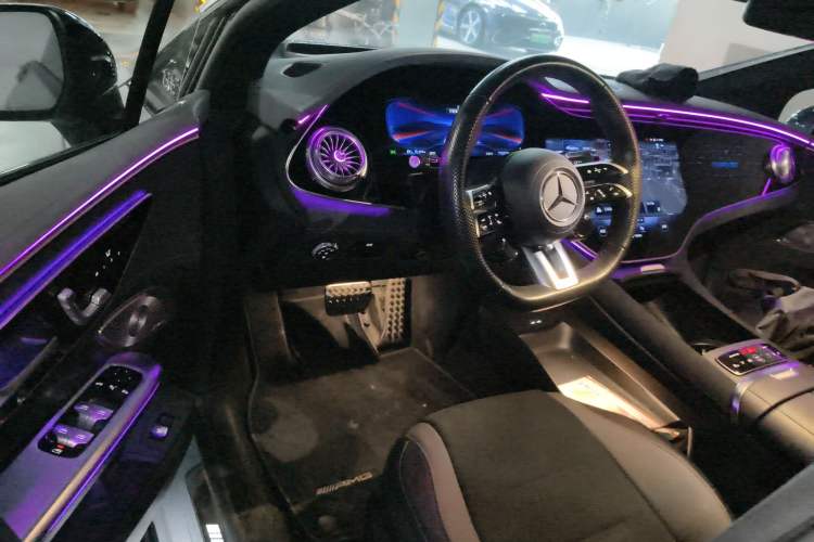 Used Mercedes-Benz EQE AMG 2023 AMG EQE 53 4MATIC+ Interior 3