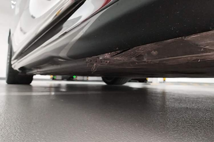 Used Mercedes-Benz EQE AMG 2023 AMG EQE 53 4MATIC+ Right Side Sill