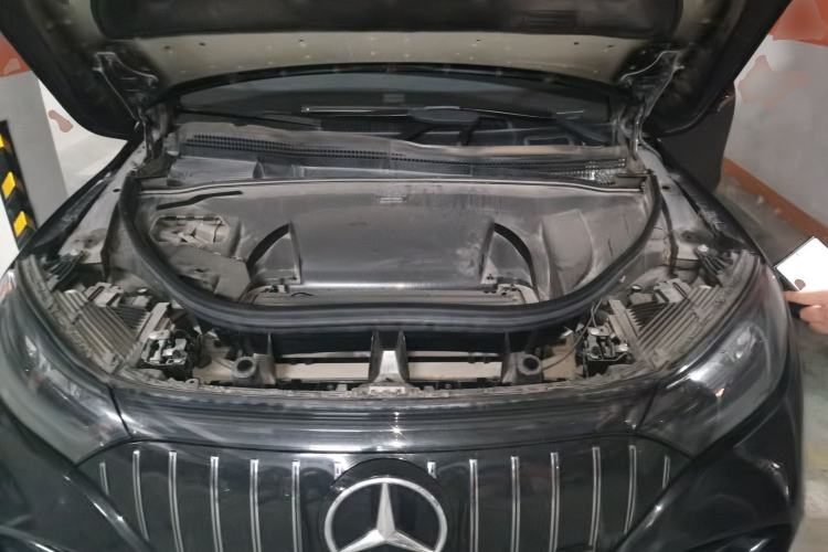 Used Mercedes-Benz EQE SUV 2023 350 4MATIC Pioneer Edition Engine Bay