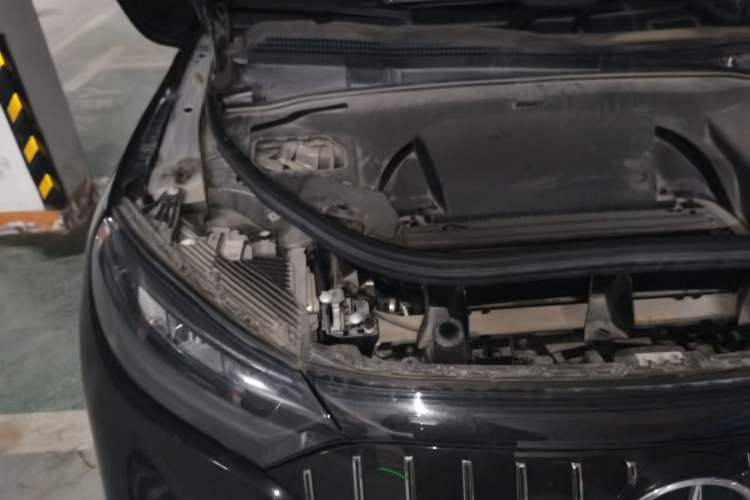Used Mercedes-Benz EQE SUV 2023 350 4MATIC Pioneer Edition Engine Bay Right