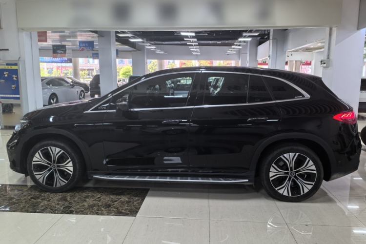 Used Mercedes-Benz EQE SUV 2023 350 4MATIC Luxury Edition Exterior 4