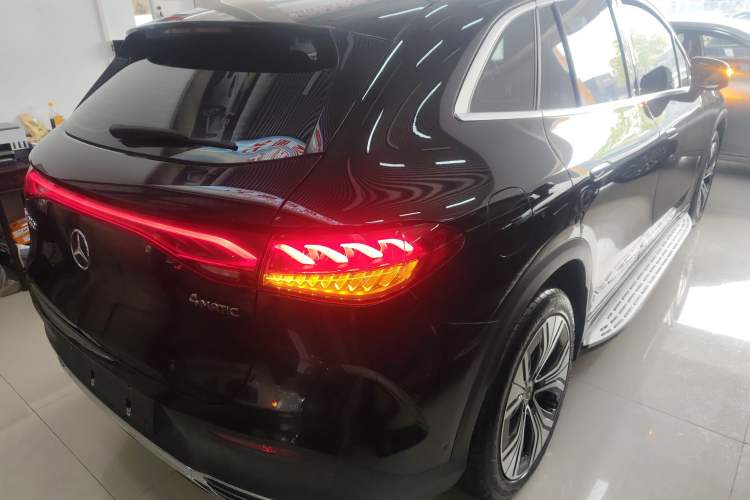 Used Mercedes-Benz EQE SUV 2023 350 4MATIC Luxury Edition Exterior 5