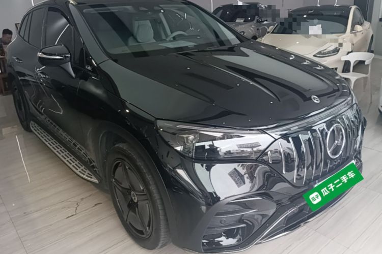 Used Mercedes-Benz EQE SUV 2023 500 4MATIC Special Edition Front Right 45 Deg