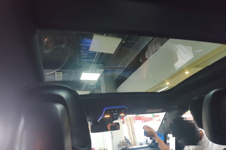 Used Mercedes-Benz EQE SUV 2023 350 4MATIC Pioneer Edition Headliner
