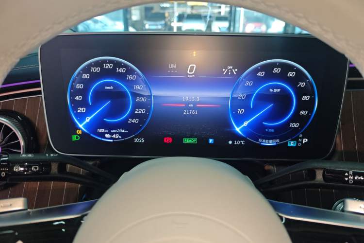 Used Mercedes-Benz EQE SUV 2023 350 4MATIC Pioneer Edition Instrument Cluster