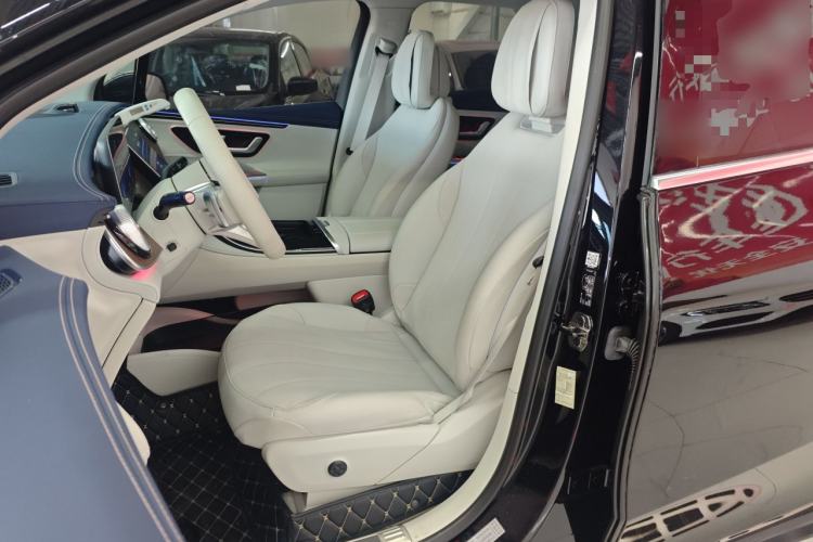 Used Mercedes-Benz EQE SUV 2023 350 4MATIC Pioneer Edition Left Front Seat