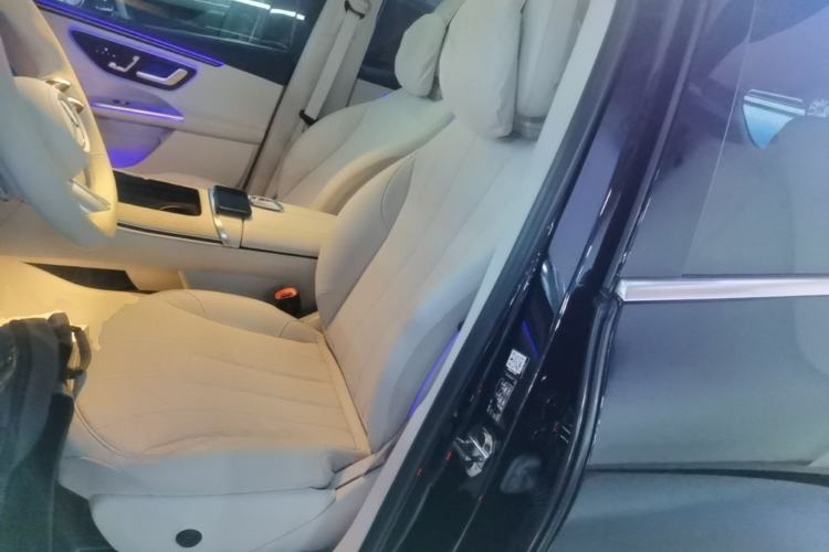Used Mercedes-Benz EQE SUV 2023 350 4MATIC Luxury Edition Left Front Seat
