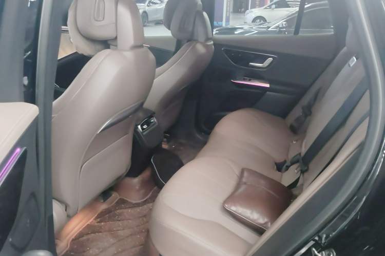 Used Mercedes-Benz EQE SUV 2023 350 4MATIC Pioneer Edition Left Rear Seat