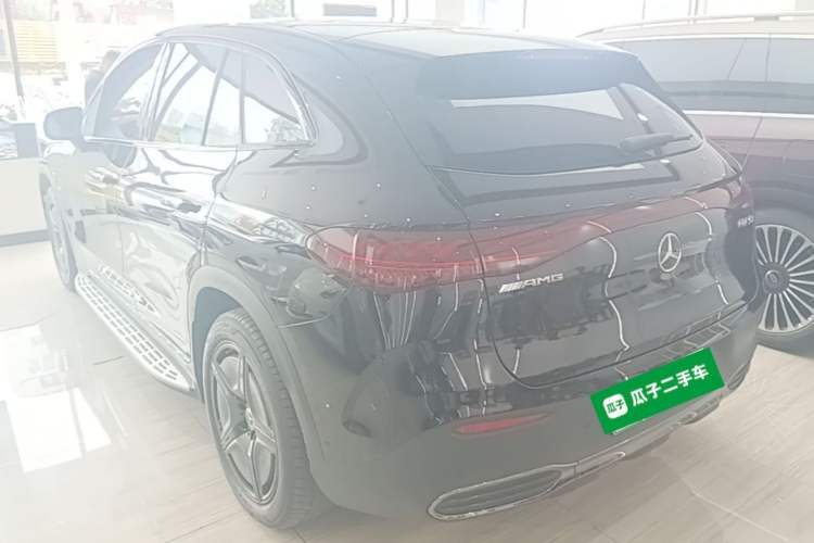 Used Mercedes-Benz EQE SUV 2023 500 4MATIC Special Edition Rear Left 45 Deg
