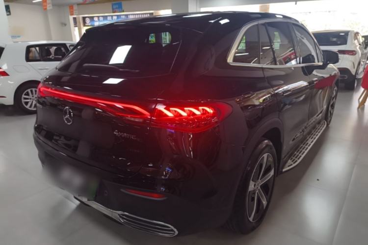 Used Mercedes-Benz EQE SUV 2023 350 4MATIC Pioneer Edition Rear Right 45 Deg