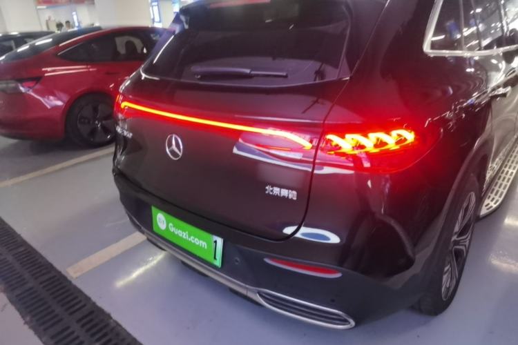 Used Mercedes-Benz EQE SUV 2023 350 4MATIC Luxury Edition Rear