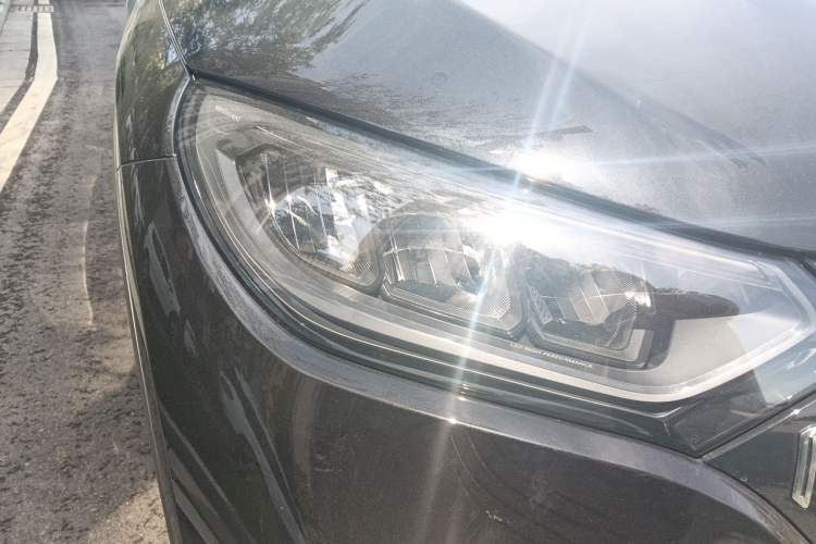 Used Mercedes-Benz EQE SUV 2023 350 4MATIC Pioneer Edition Right Front Headlight