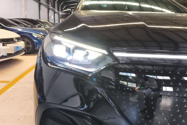 Used Mercedes-Benz EQE SUV 2023 500 4MATIC Special Edition Right Front Headlight