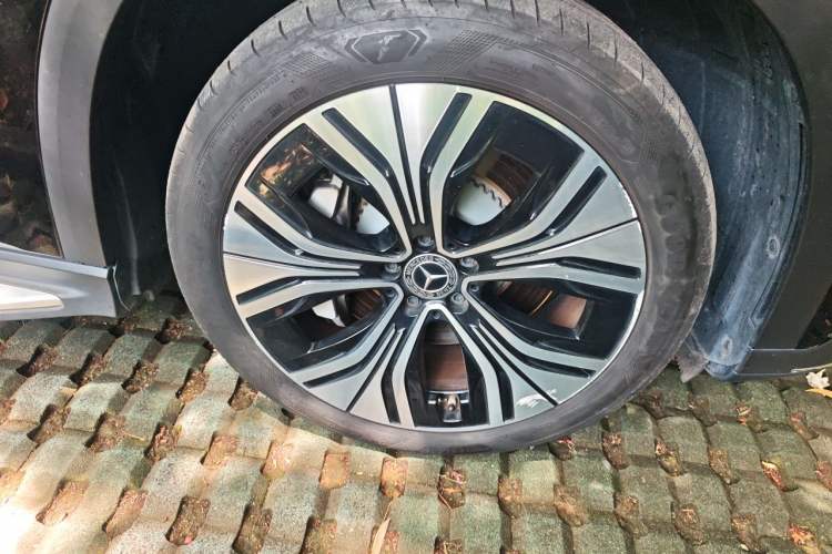 Used Mercedes-Benz EQE SUV 2023 350 4MATIC Luxury Edition Right Front Wheel Hub