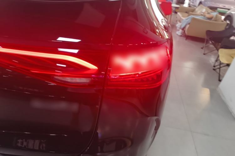 Used Mercedes-Benz EQE SUV 2023 350 4MATIC Pioneer Edition Right Rear Taillight