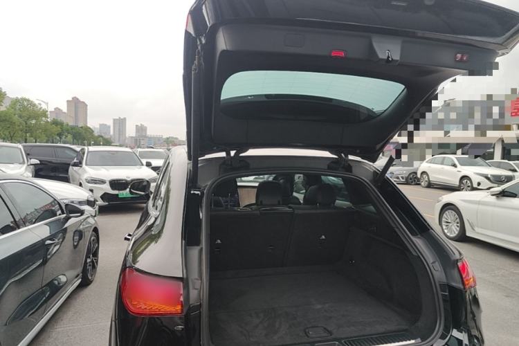 Used Mercedes-Benz EQE SUV 2023 350 4MATIC Pioneer Edition Trunk