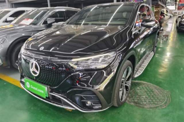 Mercedes-Benz EQE SUV 2023 350 4MATIC Luxury Edition с пробегом