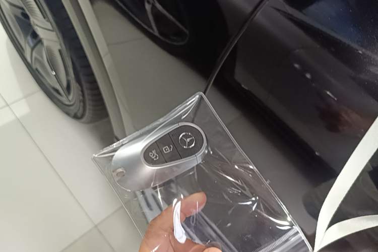 Used Mercedes-Benz EQE SUV 2023 500 4MATIC Special Edition Vehicle Key