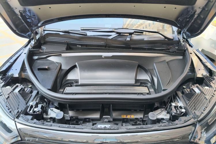 Used Mercedes-Benz EQE SUV 2023 350 4MATIC Pioneer Edition Engine Bay