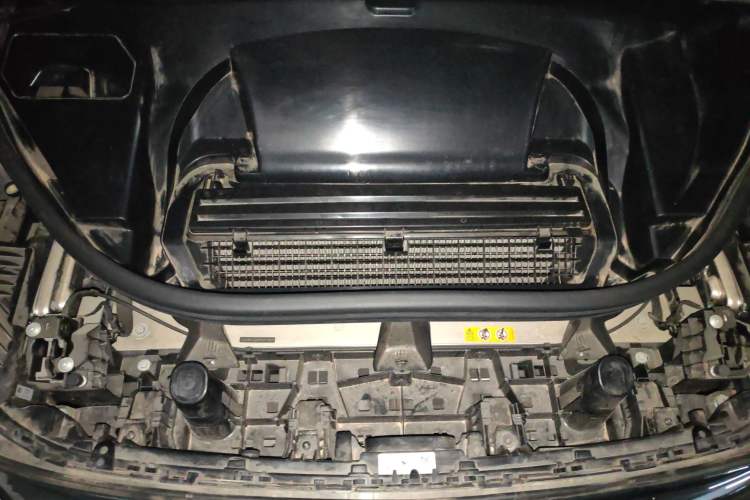 Used Mercedes-Benz EQE SUV 2023 350 4MATIC Pioneer Edition Engine Bay