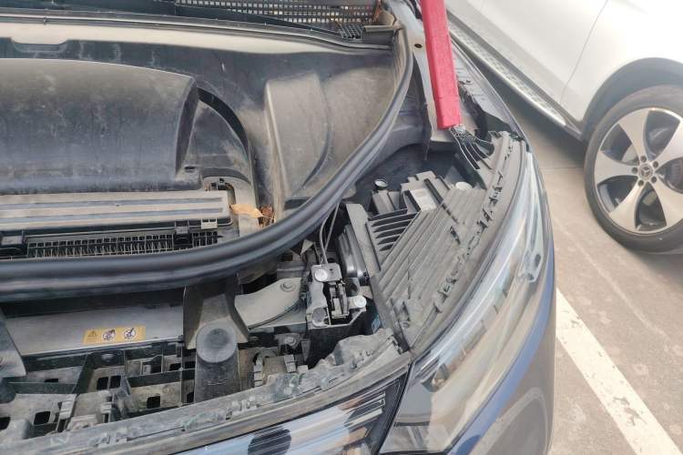 Used Mercedes-Benz EQE SUV 2023 350 4MATIC Pioneer Edition Engine Bay Left