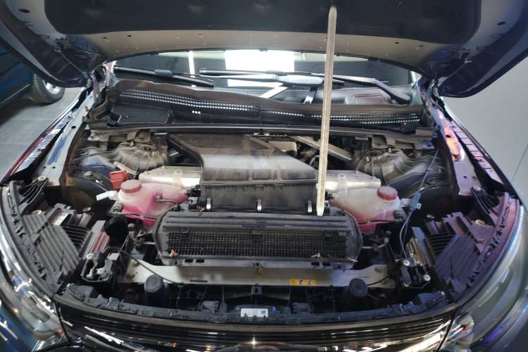 Used Mercedes-Benz EQE SUV 2023 350 4MATIC Luxury Edition Engine Bay