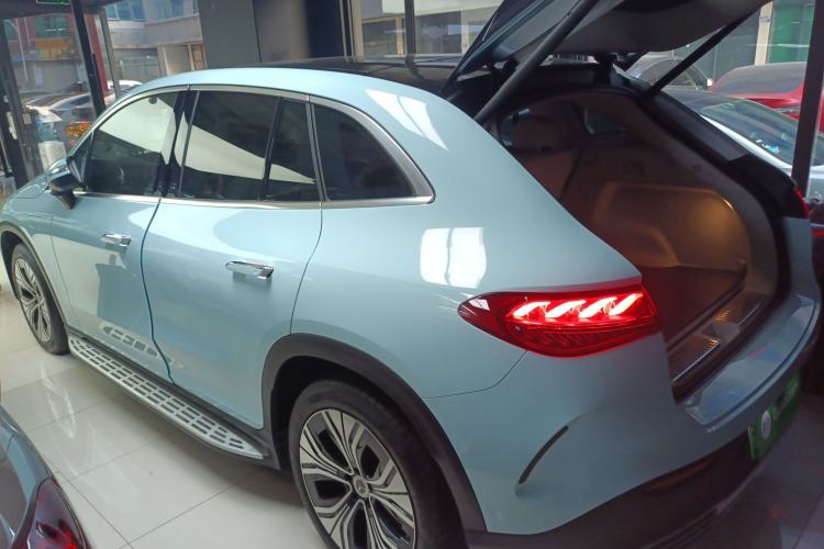 Used Mercedes-Benz EQE SUV 2023 350 4MATIC Luxury Edition Exterior 2