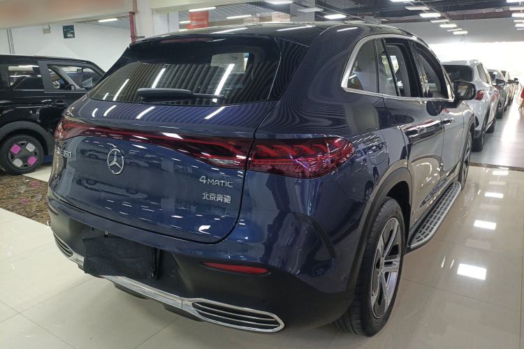 Used Mercedes-Benz EQE SUV 2023 350 4MATIC Pioneer Edition Exterior 4