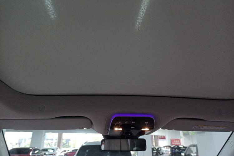 Used Mercedes-Benz EQE SUV 2023 350 4MATIC Pioneer Edition Headliner