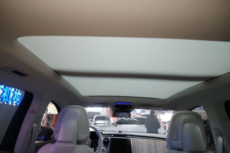 Used Mercedes-Benz EQE SUV 2023 350 4MATIC Luxury Edition Headliner