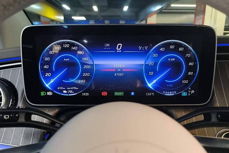 Used Mercedes-Benz EQE SUV 2023 350 4MATIC Pioneer Edition Instrument Cluster