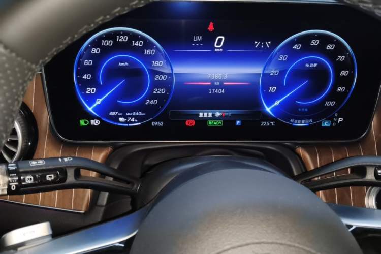 Used Mercedes-Benz EQE SUV 2023 350 4MATIC Pioneer Edition Instrument Cluster
