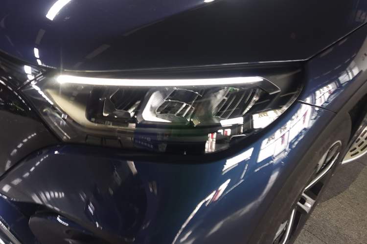 Used Mercedes-Benz EQE SUV 2023 350 4MATIC Pioneer Edition Left Front Headlight