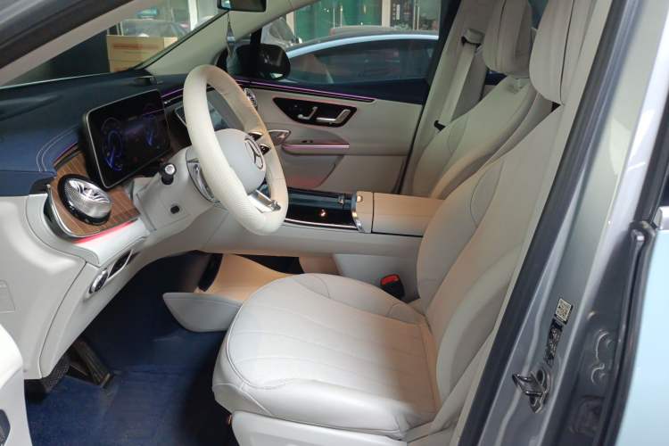 Used Mercedes-Benz EQE SUV 2023 350 4MATIC Luxury Edition Left Front Seat