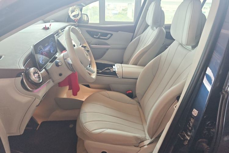 Used Mercedes-Benz EQE SUV 2023 350 4MATIC Pioneer Edition Left Front Seat